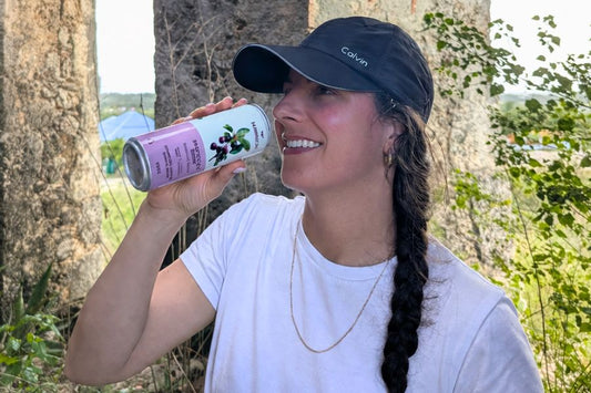 L'eau pétillante botanique : la meilleure alternative aux boissons sucrées cet été